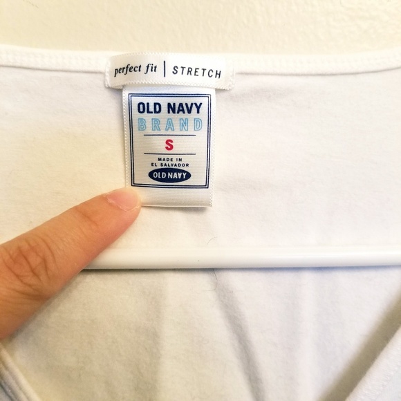 3 for $20. Old Navy shirt. Size Small - Picture 3 of 6
